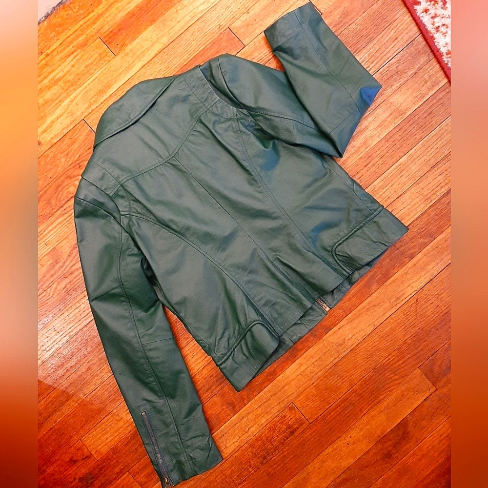Green leather jacket - Picture 2 of 9